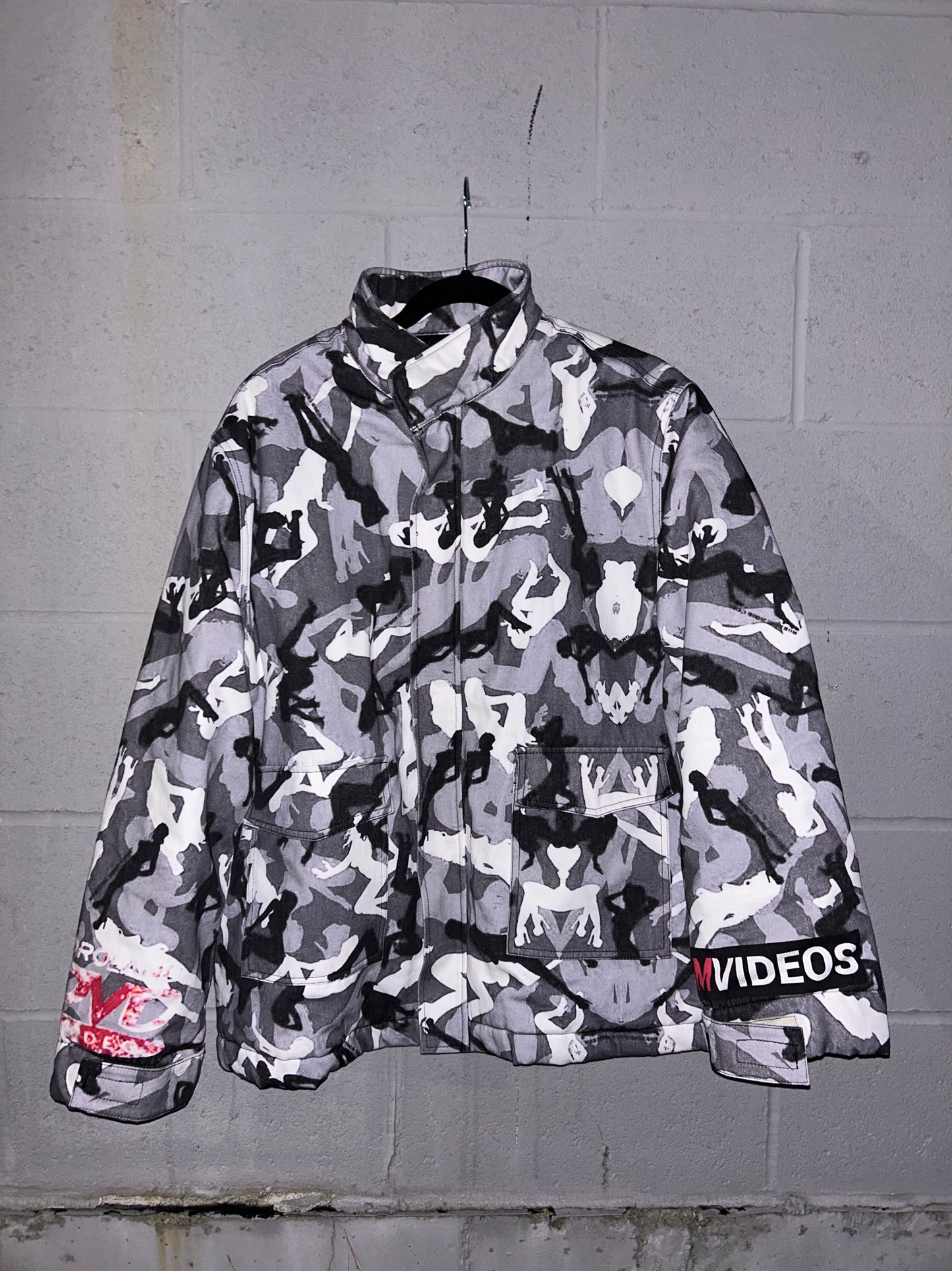 LOGO JACKET
