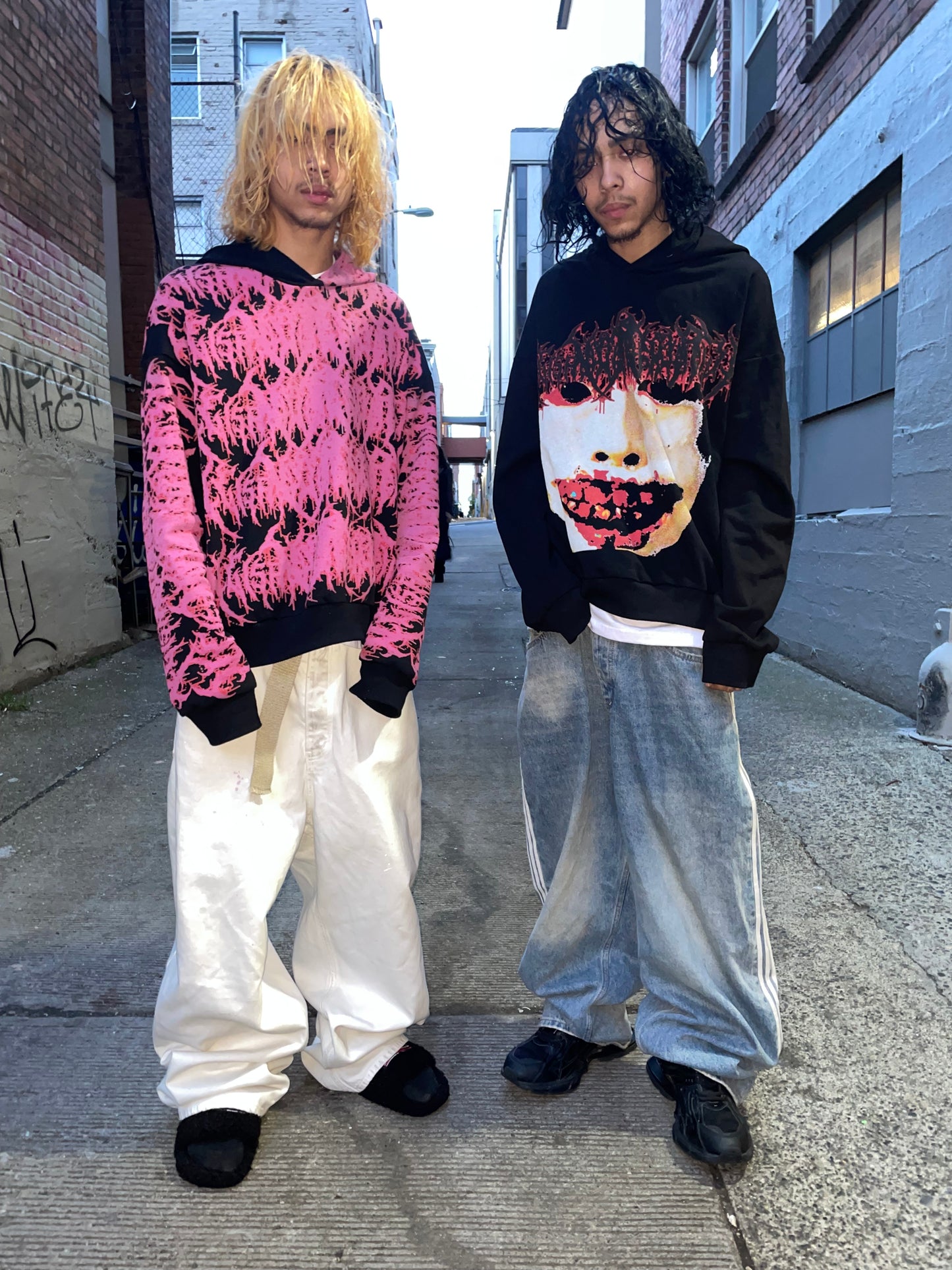 CRY HOODIE